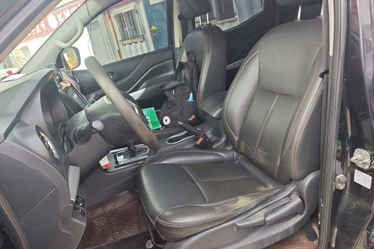 Used Dongfeng Ruichi 6 2020 2.3T Automatic All-Wheel-Drive Diesel Off-Road Version M9T Left Front Seat