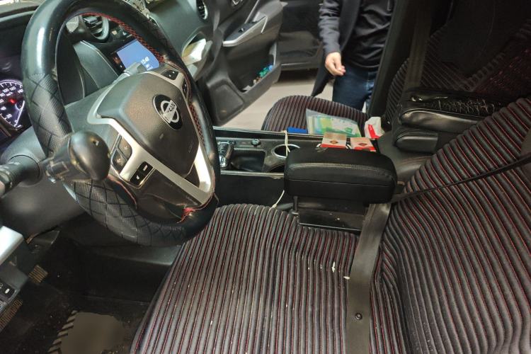 Used Dongfeng Ruichi 6 2020 2.3T Automatic All-Wheel-Drive Diesel Off-Road Version M9T Left Front Seat