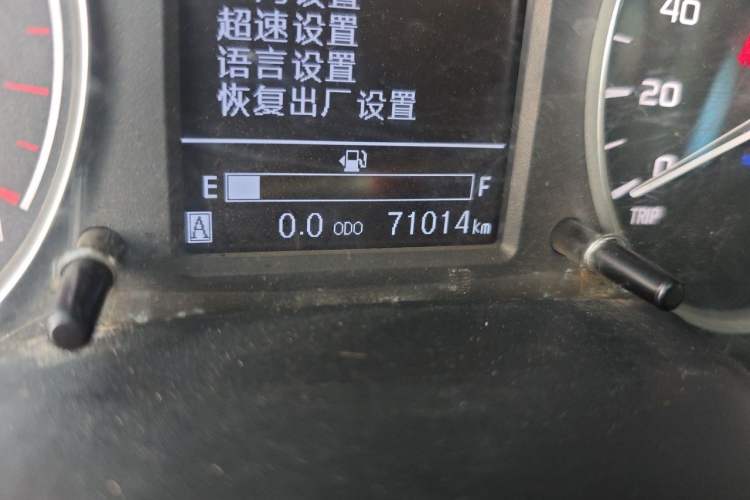 Used Dongfeng Ruichi 6 2020 2.3T Automatic All-Wheel-Drive Diesel Off-Road Version M9T Odometer Close Up