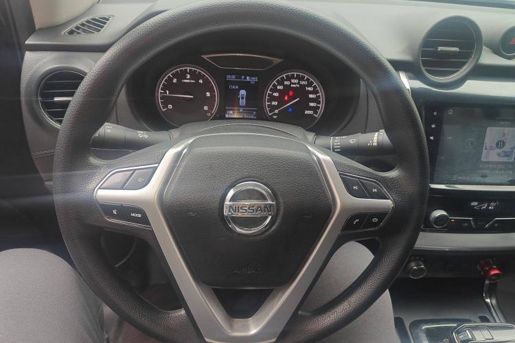 Used Dongfeng Ruichi 6 2020 2.3T Automatic All-Wheel-Drive Diesel Off-Road Version M9T Steering Wheel