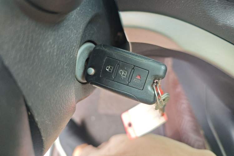 Used Dongfeng Ruichi 6 2020 2.3T Automatic All-Wheel-Drive Diesel Off-Road Version M9T Vehicle Key