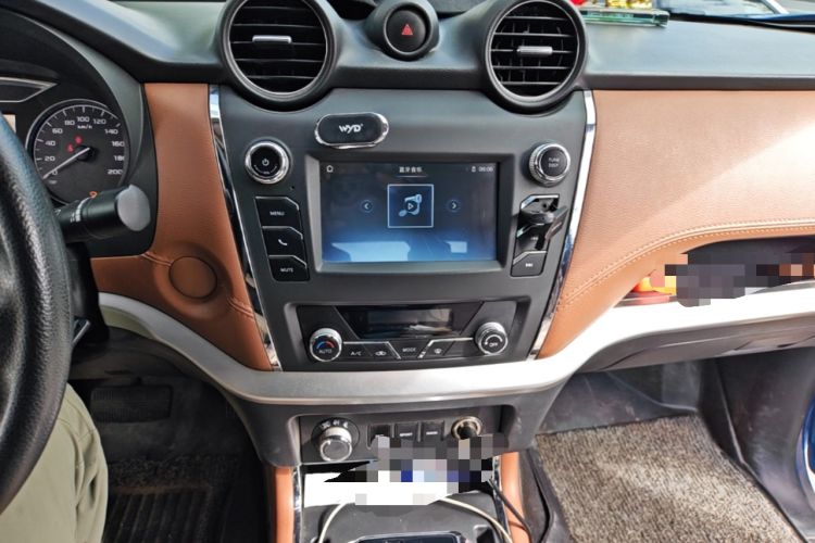 Used Dongfeng Ruichi 6 2020 2.3T Automatic All-Wheel Drive Diesel Luxury Version China VI Standard M9T Audio And AC Panel