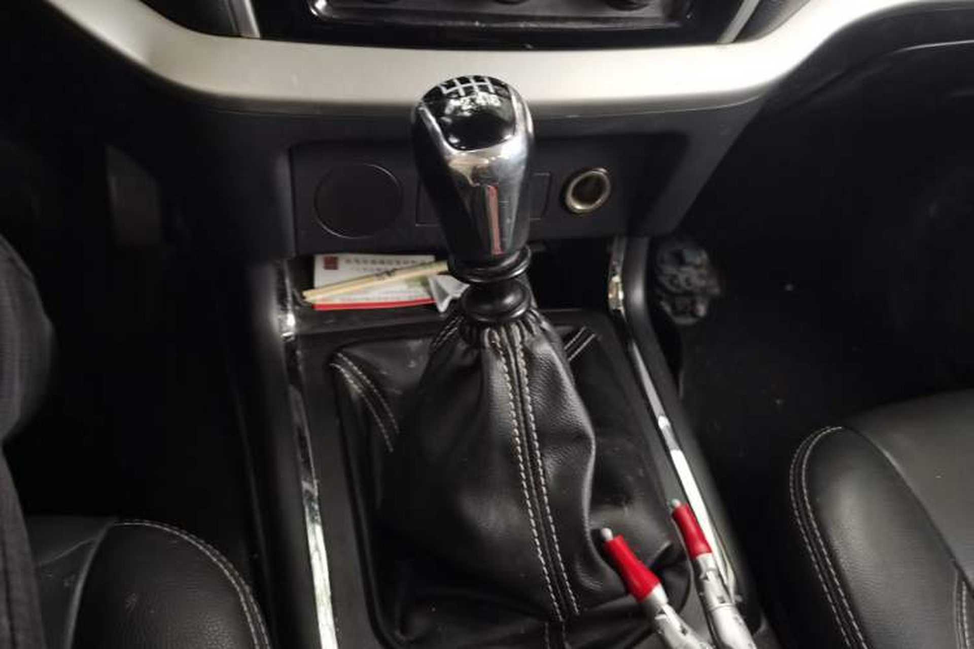 Used Dongfeng Ruichi 6 2020 2.3T Manual Two-Wheel Drive Diesel Standard Version China VI Emission Standard with Long Cargo Bed M9T Gear Lever