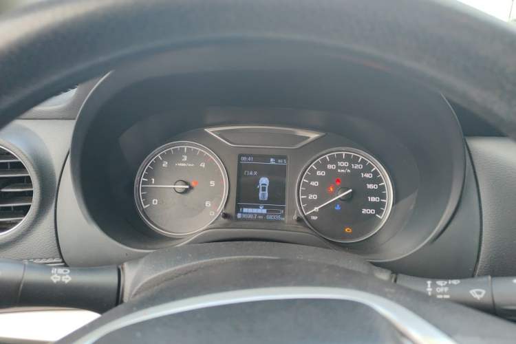 Used Dongfeng Ruichi 6 2020 2.3T Manual 4x4 Diesel Standard Version China VI Emission Standard with Long Cargo Bed – M9T Instrument Cluster
