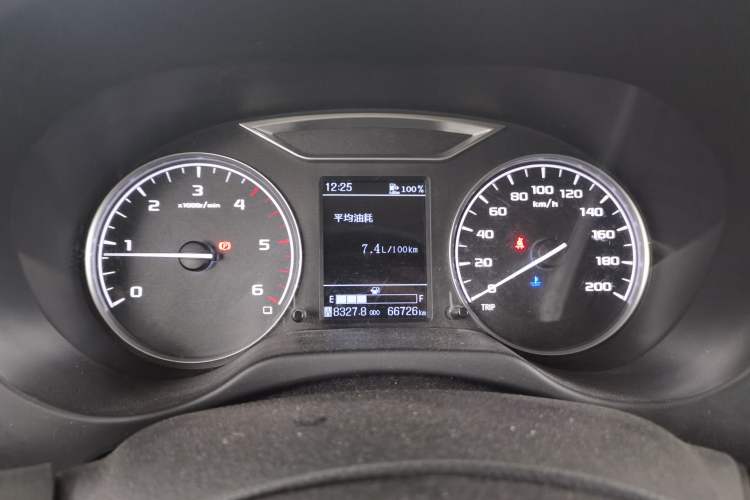 Used Dongfeng Ruichi 6 2020 2.3T Manual Two-Wheel Drive Diesel Standard Version China VI Emission Standard with Long Cargo Bed M9T Instrument Cluster