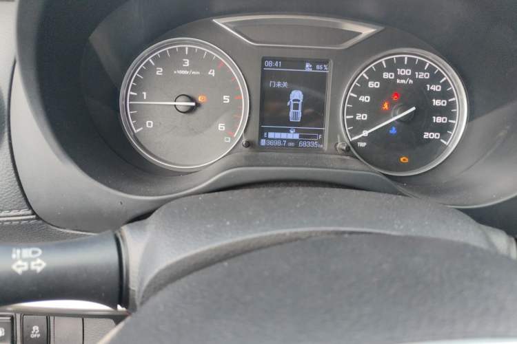 Used Dongfeng Ruichi 6 2020 2.3T Manual 4x4 Diesel Standard Version China VI Emission Standard with Long Cargo Bed – M9T Odometer Close Up