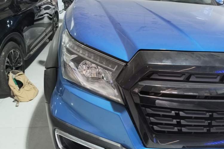 Used Dongfeng Ruichi 6 2020 2.3T Urban Edition Automatic Diesel Two-Wheel Drive Luxury M9T Right Front Headlight