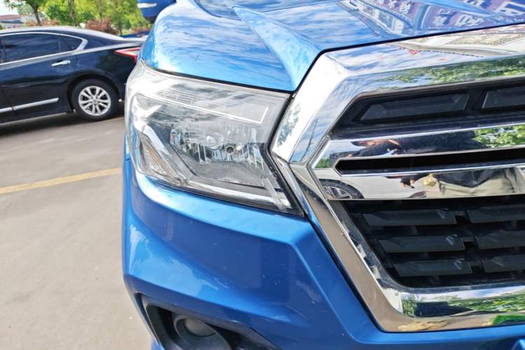 Used Dongfeng Ruichi 6 2020 2.3T Automatic All-Wheel Drive Diesel Luxury Version China VI Standard M9T Right Front Headlight