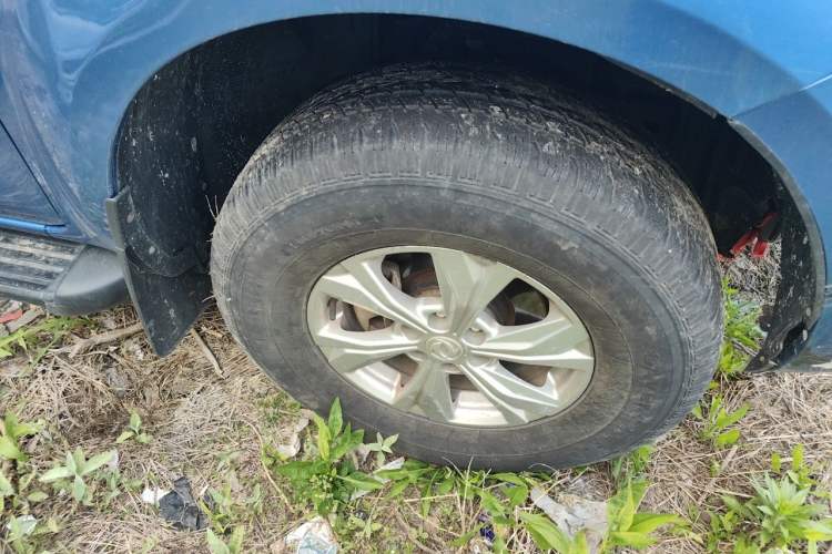Used Dongfeng Ruichi 6 2020 2.3T Manual 4x4 Diesel Standard Version China VI Emission Standard with Long Cargo Bed – M9T Right Front Wheel Hub