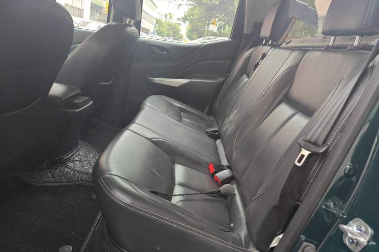 Used Dongfeng Ruichi 6 2020 2.4L Urban Edition Manual Gasoline Two-Wheel Drive Standard Version 2TZD Left Rear Seat