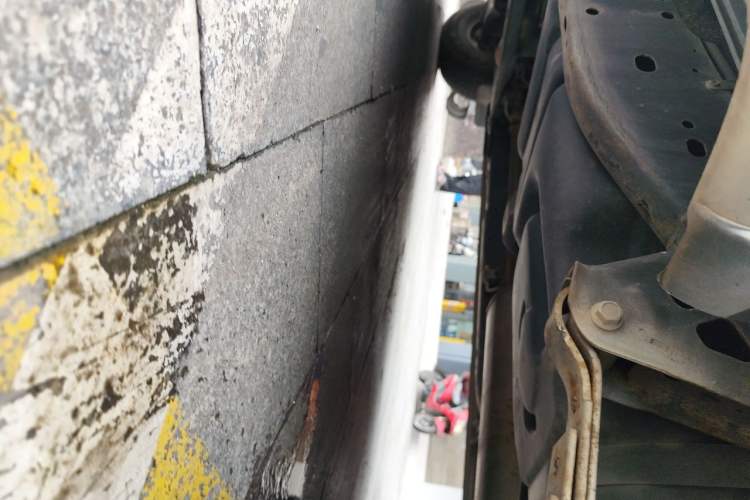 Used Dongfeng Ruichi 6 2020 2.3T Manual Two-Wheel Drive Diesel Standard Version China VI M9T Chassis Rear Left
