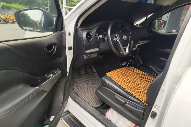 Used Dongfeng Ruichi 6 2020 2.3T Manual Two-Wheel Drive Diesel Standard Version China VI M9T Driver Seat
