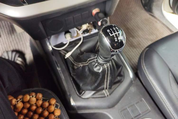 Used Dongfeng Ruichi 6 2020 2.3T Manual Two-Wheel Drive Diesel Standard Version China VI M9T Gear Lever