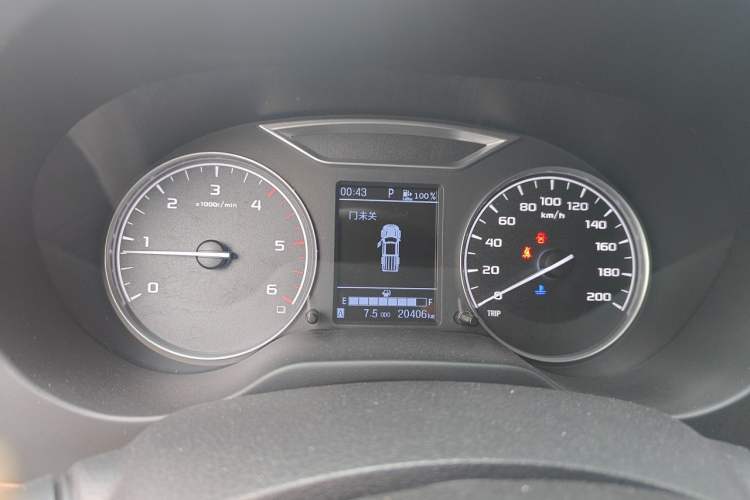Used Dongfeng Ruichi 6 2020 2.3T Automatic All-Wheel Drive Diesel Luxury Version China VI Standard with Long Cargo Bed M9T Instrument Cluster