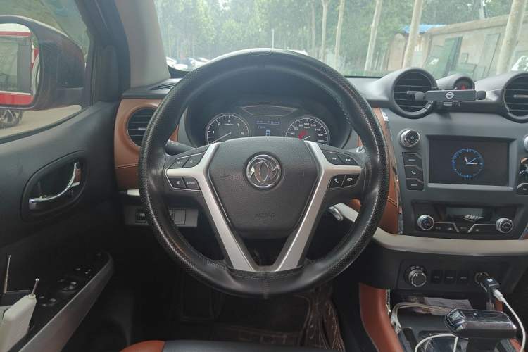 Used Dongfeng Ruichi 6 2020 2.3T Automatic All-Wheel Drive Diesel Luxury Version China VI Standard with Long Cargo Bed M9T Steering Wheel