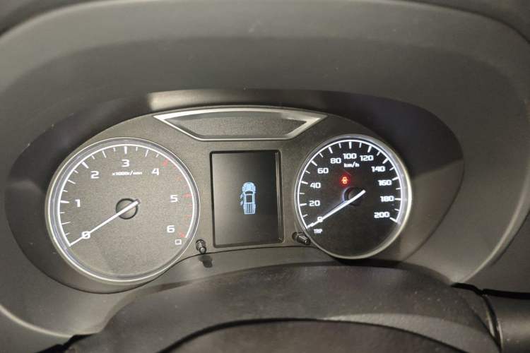 Used Dongfeng Ruichi 6 2020 2.3T Urban Edition Manual Diesel Two-Wheel-Drive Standard M9T Instrument Cluster