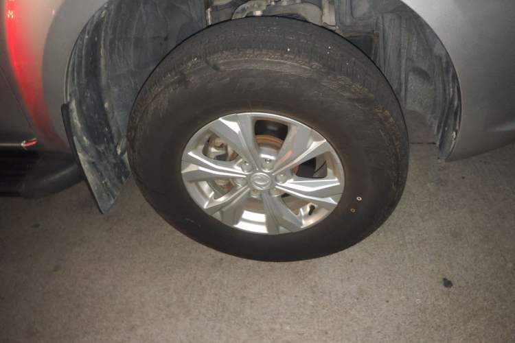 Used Dongfeng Ruichi 6 2020 2.3T Urban Edition Manual Diesel Two-Wheel-Drive Standard M9T Right Front Wheel Hub