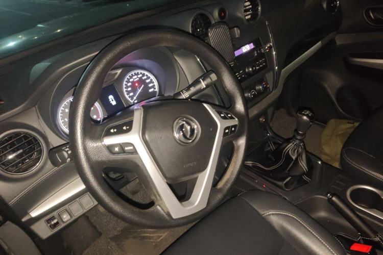 Used Dongfeng Ruichi 6 2020 2.3T Urban Edition Manual Diesel Two-Wheel-Drive Standard M9T Steering Wheel