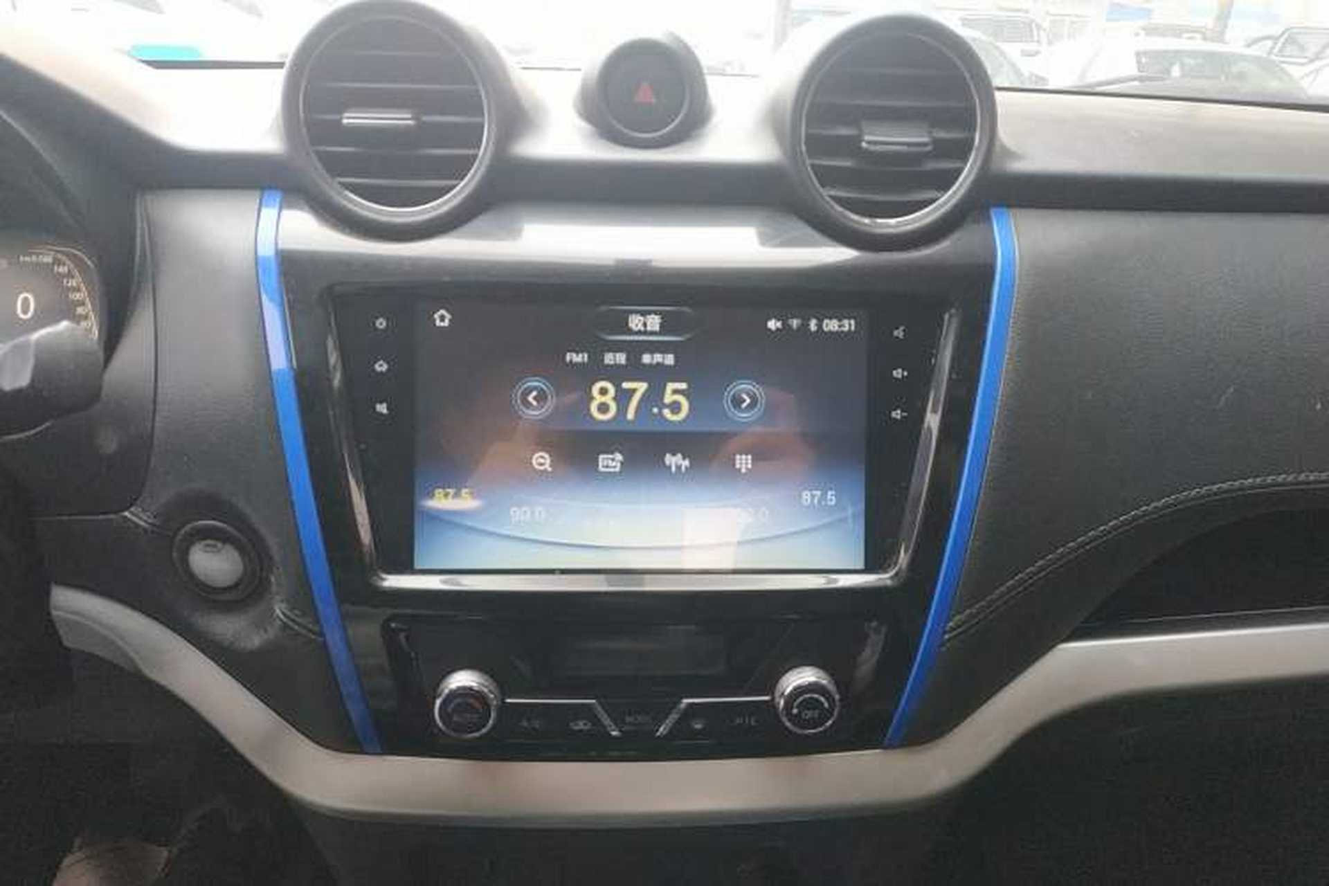 Used Dongfeng Ruichi 6 2020 EV model Audio And AC Panel