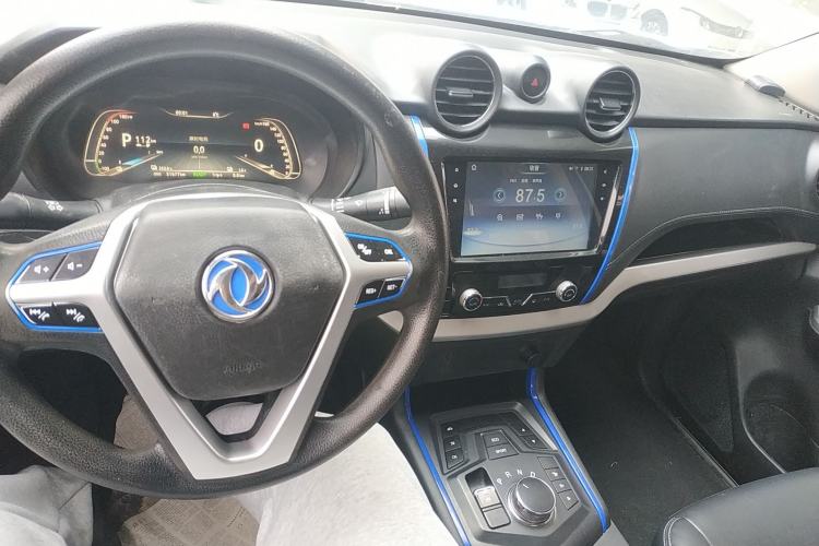 Used Dongfeng Ruichi 6 2020 EV model Center Console