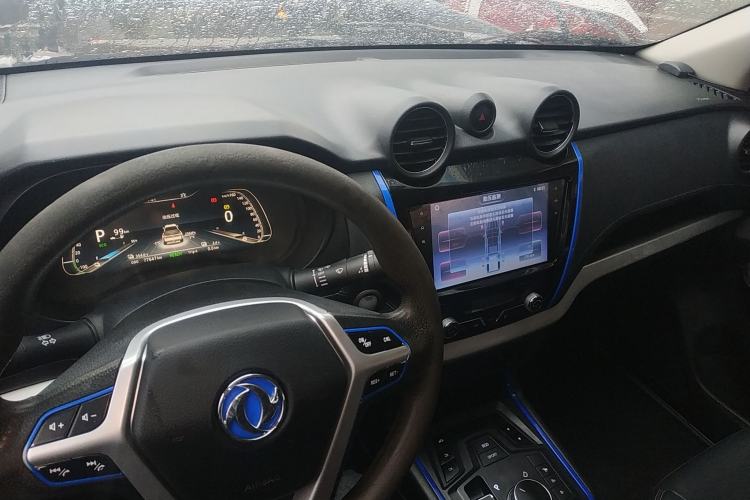 Used Dongfeng Ruichi 6 2020 EV model Center Console