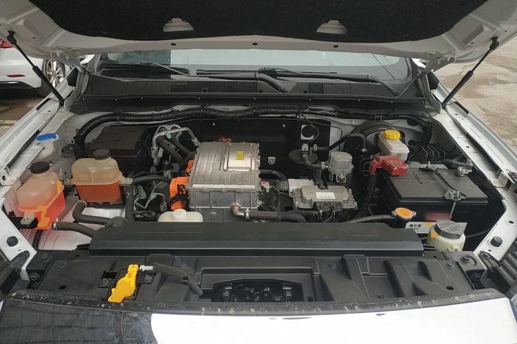 Used Dongfeng Ruichi 6 2020 EV model Engine Bay