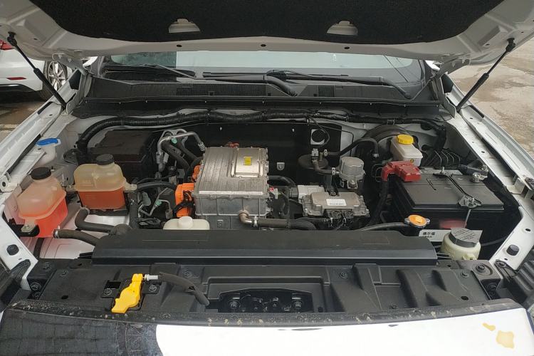 Used Dongfeng Ruichi 6 2020 EV model Engine Bay
