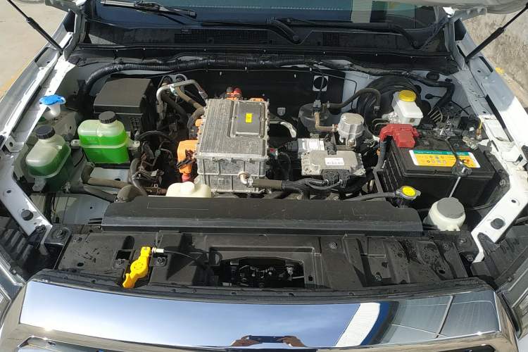 Used Dongfeng Ruichi 6 2020 EV model Engine Bay