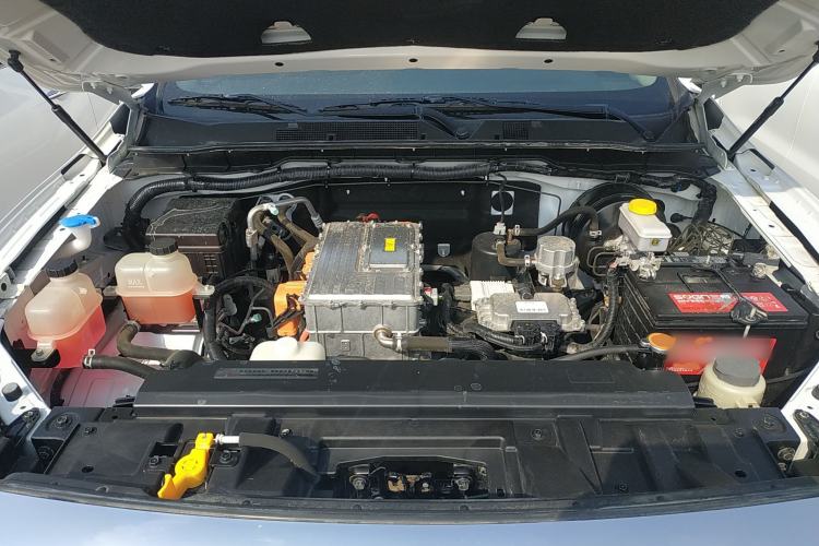 Used Dongfeng Ruichi 6 2020 EV model Engine Bay