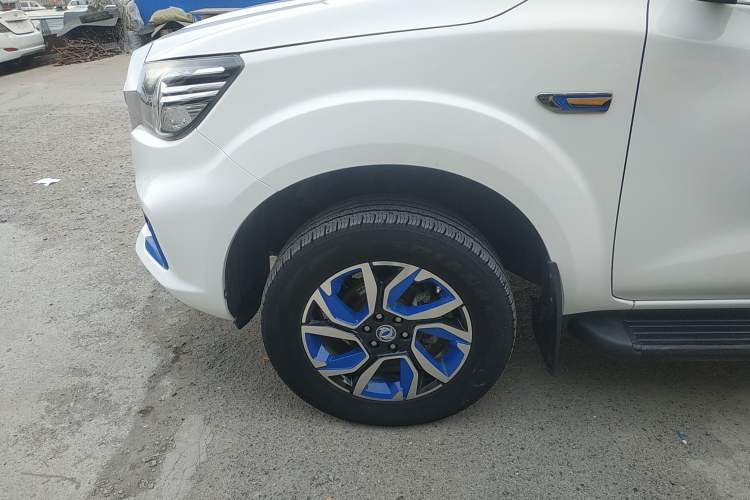 Used Dongfeng Ruichi 6 2020 EV model Exterior 4