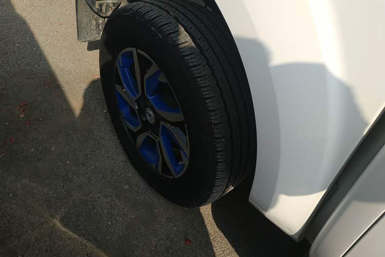 Used Dongfeng Ruichi 6 2020 EV model Exterior 5
