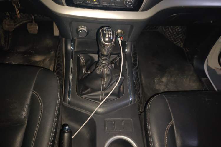 Used Dongfeng Ruichi 6  Gear Lever