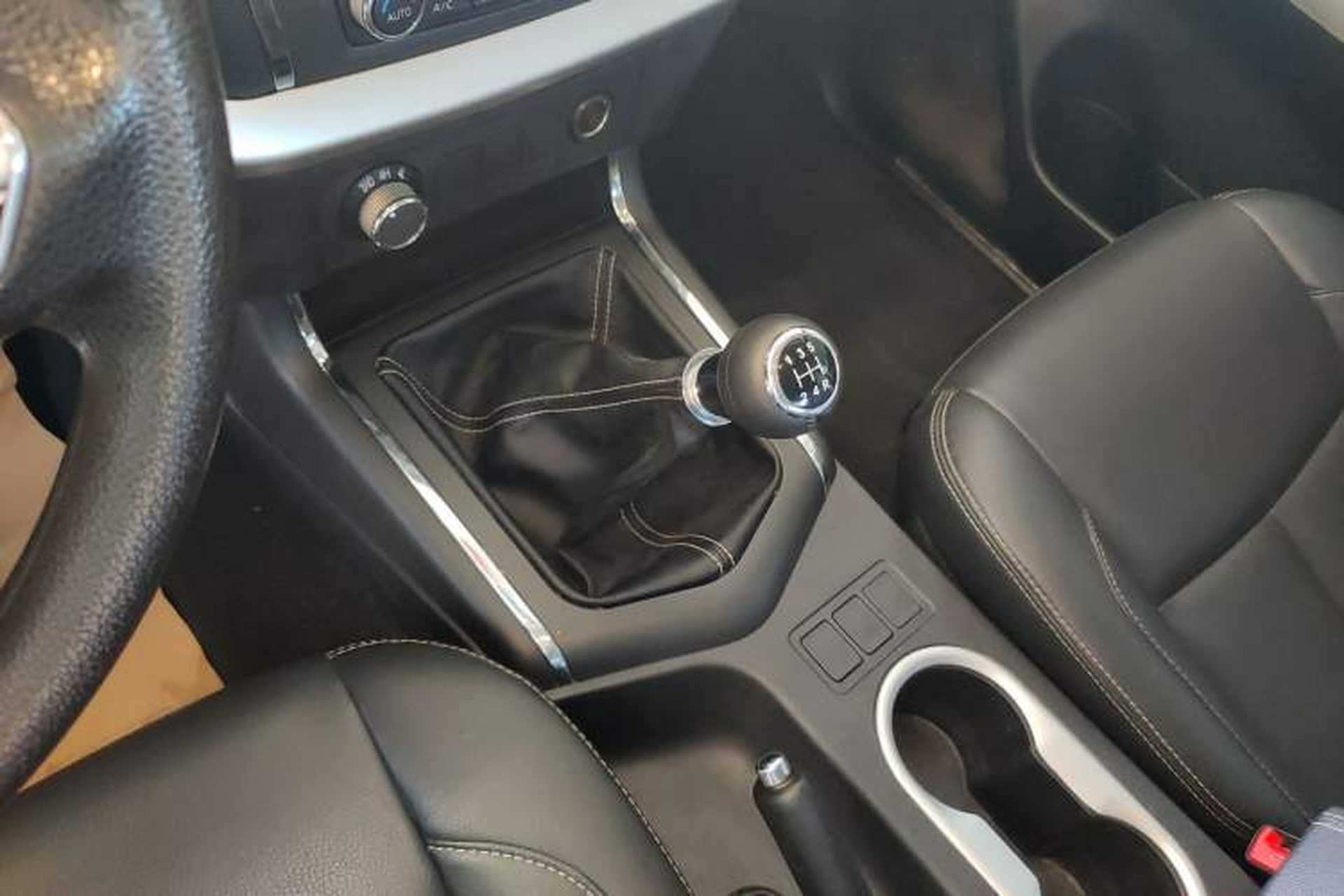 Used Dongfeng Ruichi 6 2020 2.4L Manual 4x4 Gasoline Standard Version China VI Emission Standard 2TZD Gear Lever