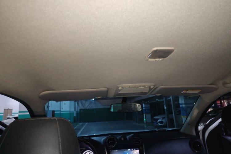 Used Dongfeng Ruichi 6  Headliner