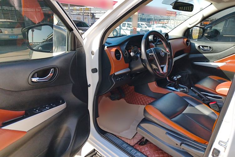 Used Dongfeng Ruichi 6 2020 2.3T Automatic 2WD Diesel Luxury Version China VI Standard M9T Interior 3