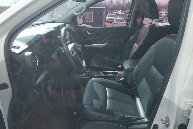 Used Dongfeng Ruichi 6 2020 EV model Left Front Seat