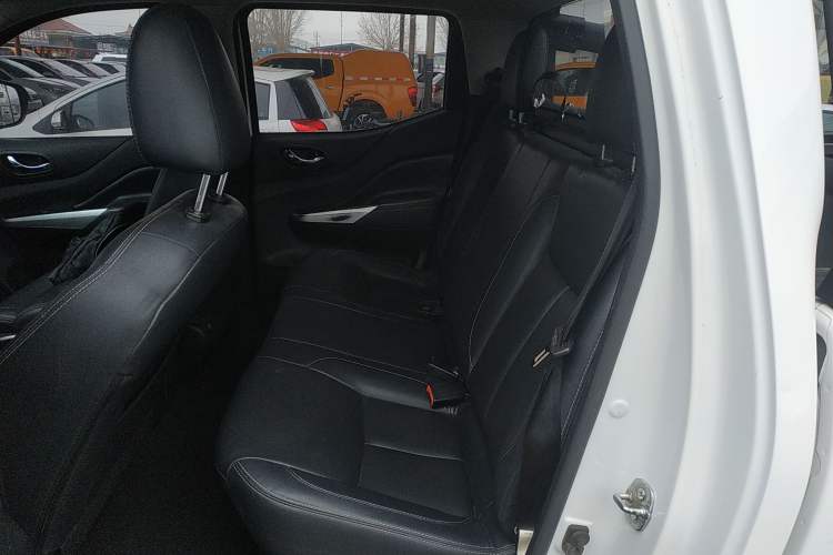Used Dongfeng Ruichi 6 2020 EV model Left Rear Seat