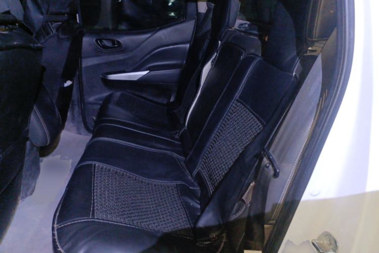 Used Dongfeng Ruichi 6 2020 2.3T Manual Two-Wheel Drive Diesel Standard Version China VI Emission Standard with Long Cargo Bed M9T Left Rear Seat