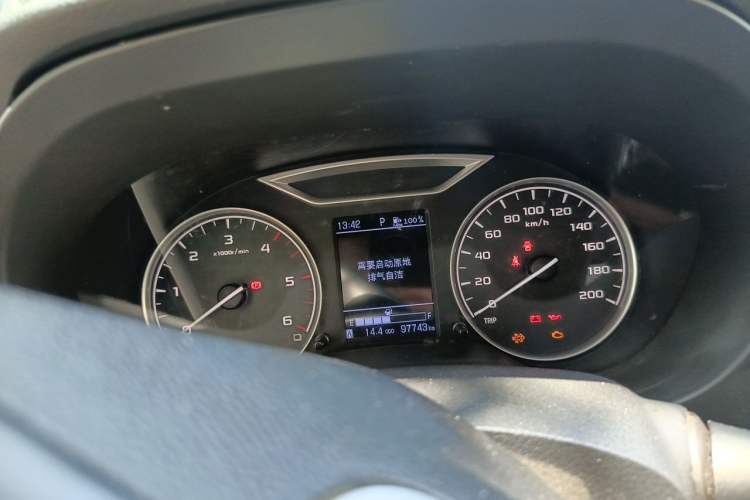 Used Dongfeng Ruichi 6 2021 2.3T Automatic All-Wheel Drive Diesel Luxury Flat-Base Long Cargo Bed M9T Instrument Cluster
