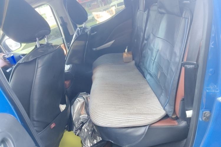 Used Dongfeng Ruichi 6 2021 2.3T Automatic Two-Wheel Drive Diesel Luxury Long-Box M9T Left Rear Seat