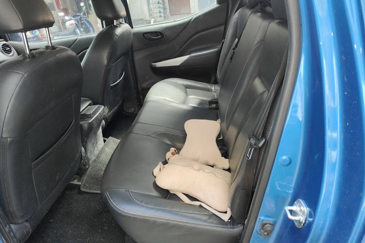 Used Dongfeng Ruichi 6 2021 2.3T Manual Two-Wheel Drive Diesel Standard Version with Long Cargo Bed M9T Left Rear Seat