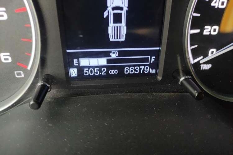 Used Dongfeng Ruichi 6 2021 2.3T Automatic Two-Wheel Drive Diesel Luxury M9T Odometer Close Up