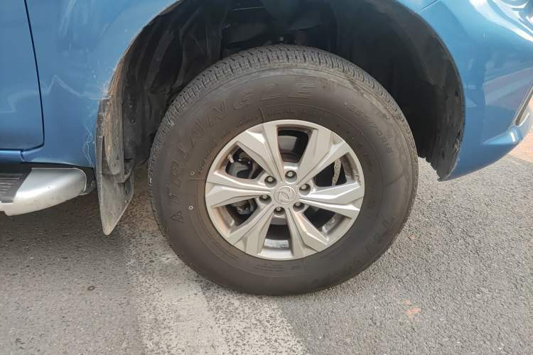 Used Dongfeng Ruichi 6 2021 2.3T Automatic Two-Wheel Drive Diesel Luxury M9T Right Front Wheel Hub