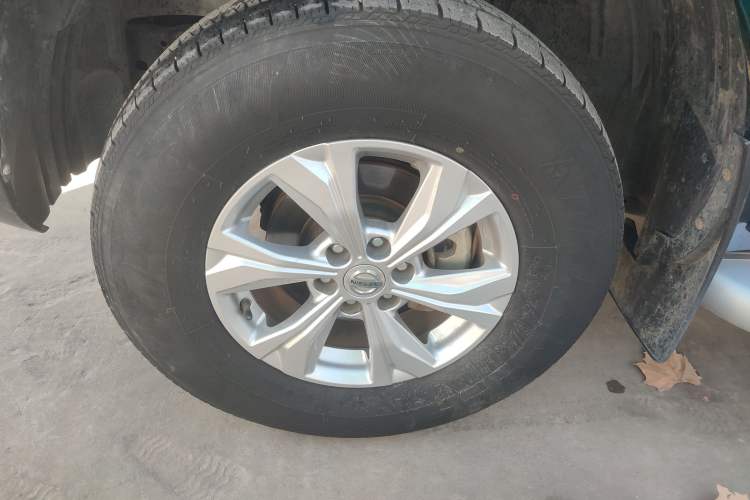 Used Dongfeng Ruichi 6 2021 2.3T Manual Two-Wheel Drive Diesel Standard Version with Long Cargo Bed M9T Exterior 7