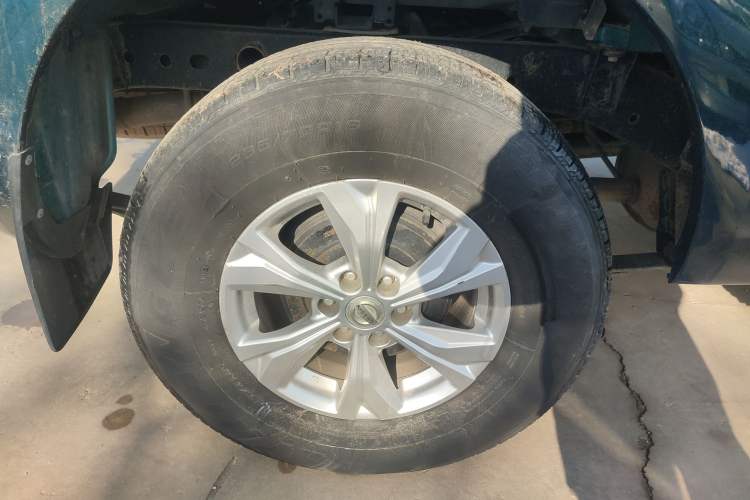 Used Dongfeng Ruichi 6 2021 2.3T Manual Two-Wheel Drive Diesel Standard Version with Long Cargo Bed M9T Exterior 8
