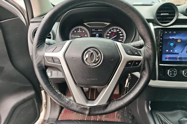 Used Dongfeng Ruichi 6 2021 2.3T Manual Two-Wheel Drive Diesel Standard Version with Long Cargo Bed M9T Steering Wheel