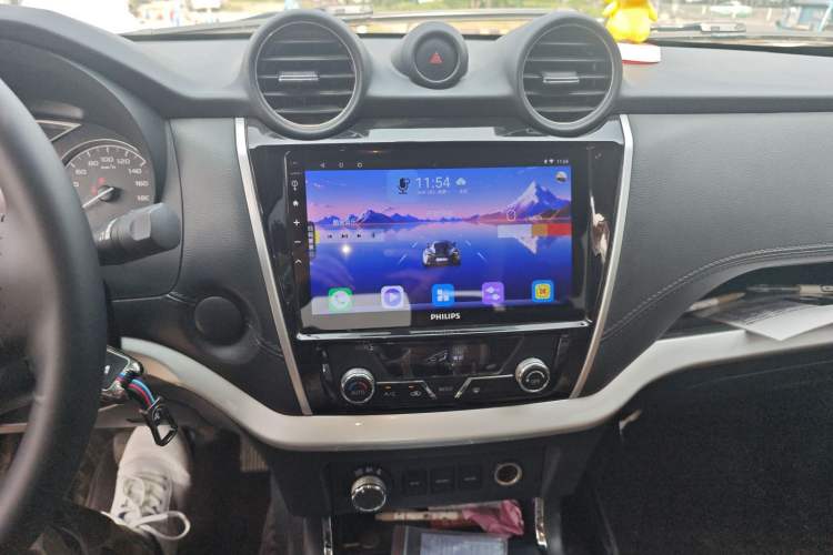 Used Dongfeng Ruichi 6 2021 2.3T Automatic 4x4 Diesel Luxury Long-Box M9T Audio And AC Panel