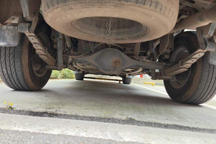Used Dongfeng Ruichi 6  Chassis Rear