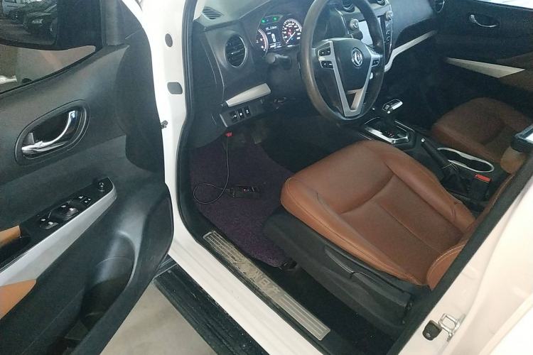 Used Dongfeng Ruichi 6 2021 2.3T Automatic 4x4 Diesel Luxury Long-Box M9T Driver Seat