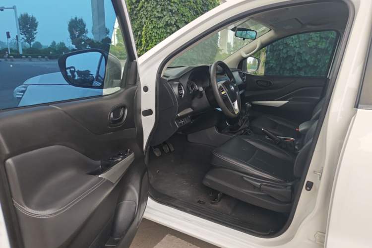 Used Dongfeng Ruichi 6 2021 2.3T Manual Two-Wheel Drive Diesel Standard M9T Driver Seat